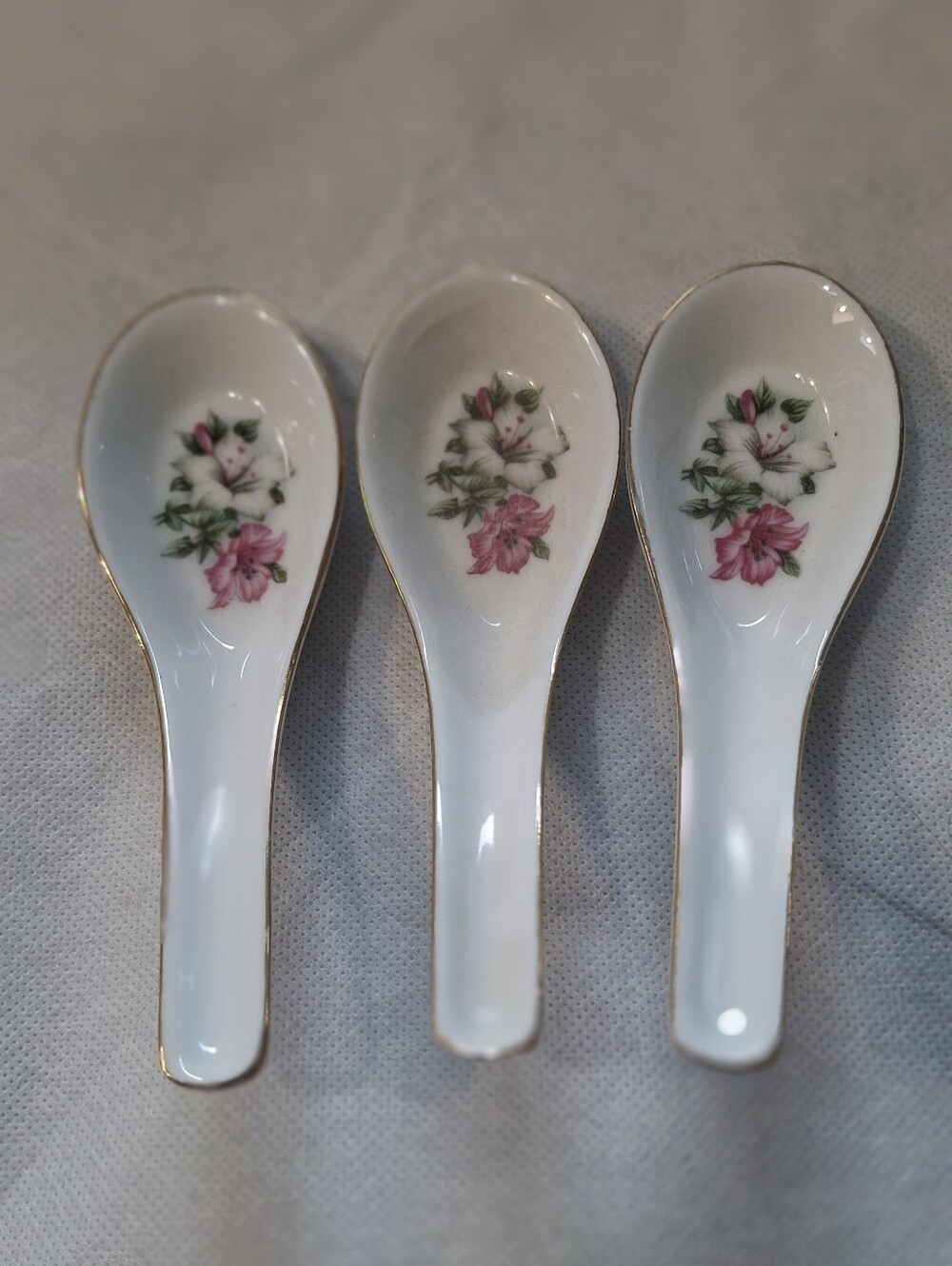 Set Of 3 Vintage Ceramic Soup Spoons- Floral With Gold Trim- Made In China